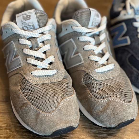 👟 👟  👟👟Two-Pack: New Balance 574 Classic Sneakers - Unisex Lot (Size 23 cm) - Picture 7 of 10